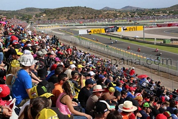 Tribuna VERDE<br />MotoGP Valencia - Cheste